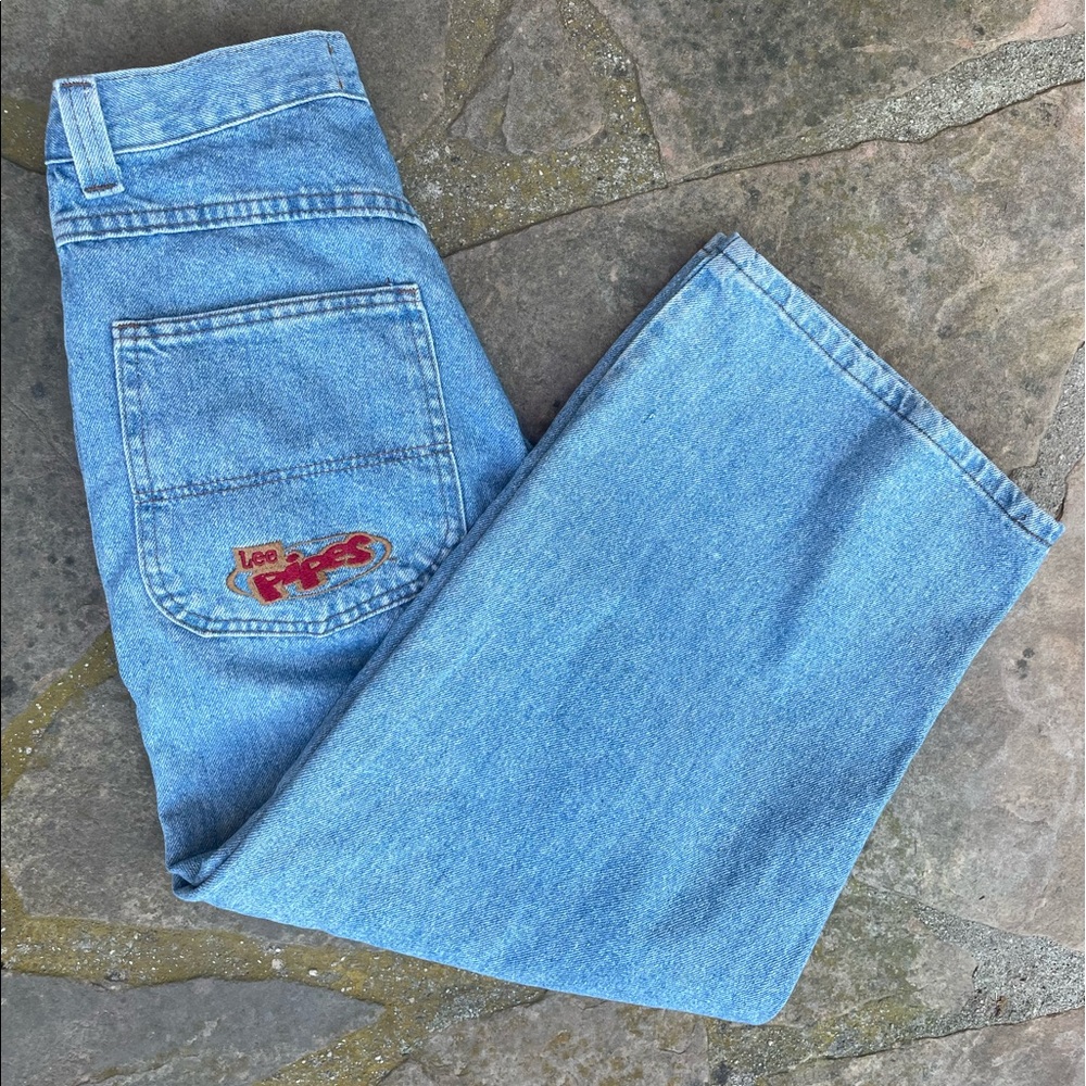 Vintage Lee Pipes jeans, waist size 26 + cropped!